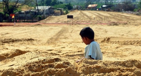 Familias afectadas por Costanera Norte recibirán casas sociales