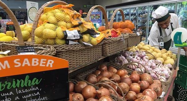La economía brasileña se contrajo un 0,62 % en abril