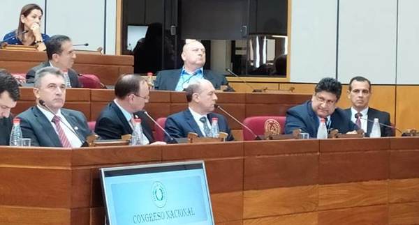 Exponen sobre estado del proyecto Esclusas de Navegación y los beneficios de su implementación