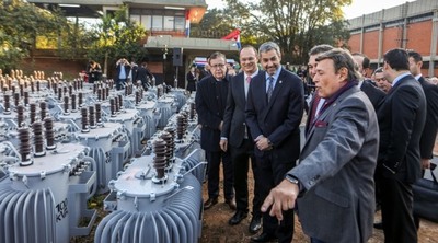 ITAIPU entrega a la ANDE 2.000 transformadores para fortalecer la Red de Distribución Eléctrica del país