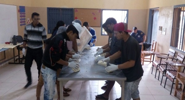 Adolescentes de Centros Educativos mantienen tradición de Semana Santa