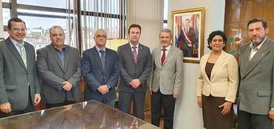 Asumen nuevas autoridades en el área de salud del IPS