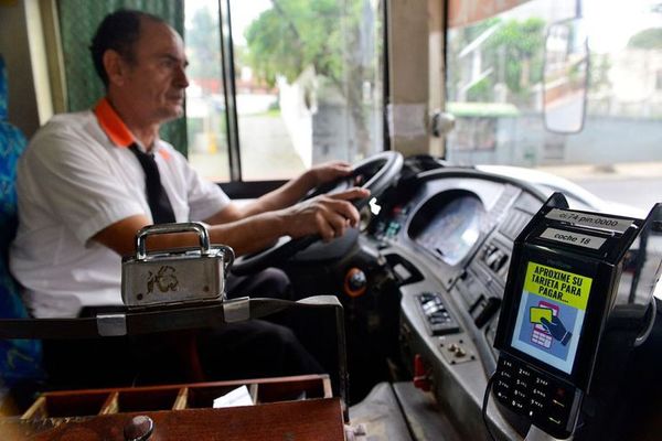 Tarjetas para buses comenzarán a funcionar en un mes y aún no hay campaña de educación para el usuario - Nacionales - ABC Color