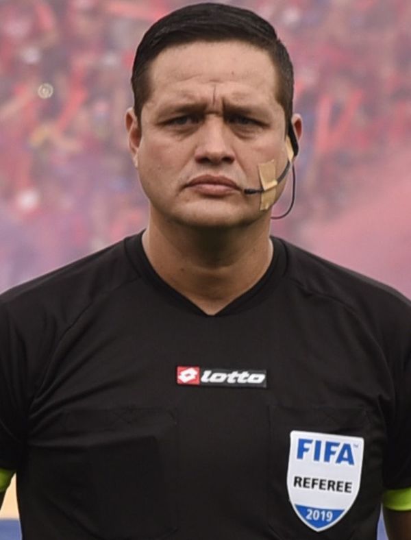 Samaniego, en el duelo del líder - Fútbol - ABC Color