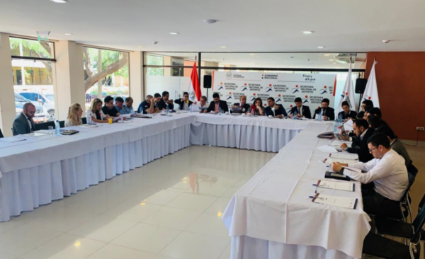 HOY / Pulen detalles del proyecto de ley antiviolencia