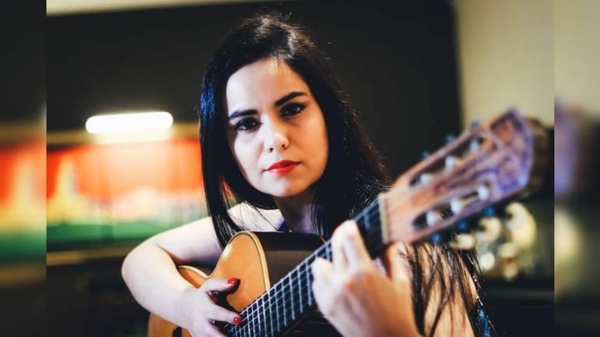 HOY / La heredera del "Trovador de Paraguay" brindará un adelanto de su próximo disco en concierto