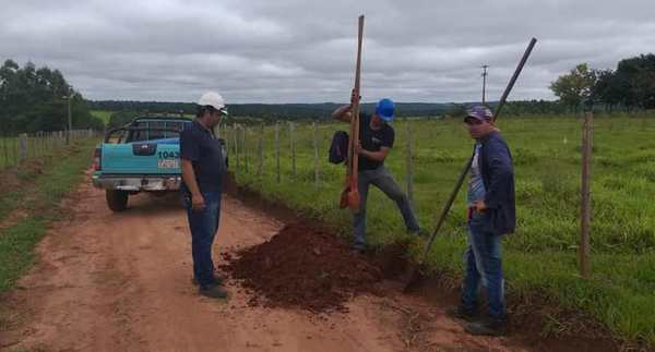 Inician las obras de electrificación de comunidad indígena de Paso Yobái