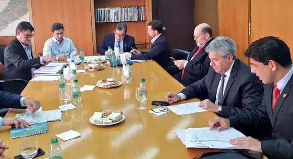 EBY estudia ofertas para el suministro de transformadores y ampliación de la Central Hidroeléctrica