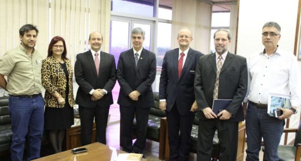 Implementarán el Gobierno Digital a través de una Red Nacional de Fibra Óptica