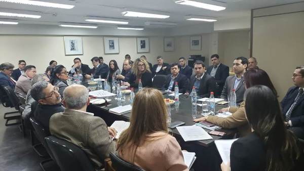 Evalúan procedimientos de frontera con miras al corredor bioceánico