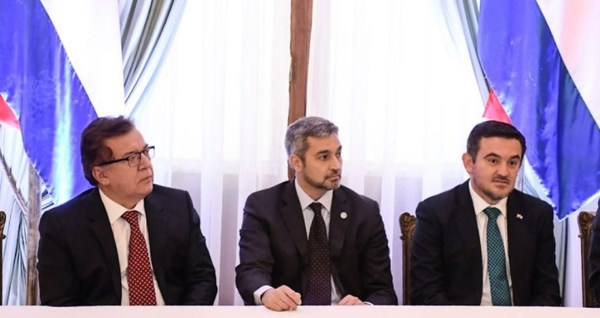 Yacyretá y Ministerio de Educación firmaron convenio de cooperación