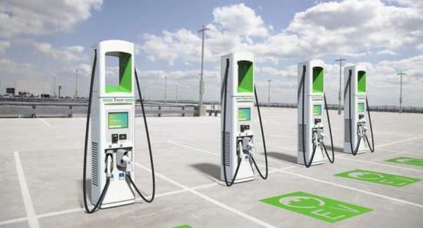 EBY abrió licitación para instalación de cargadores para vehículos eléctricos