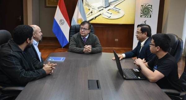 Apoyarán presencia de estudiantes paraguayos en competencia aeroespacial internacional