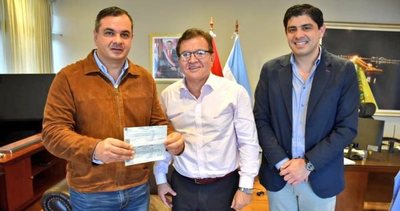 Entregan recursos para fortalecer la salud y la producción agrícola en Misiones
