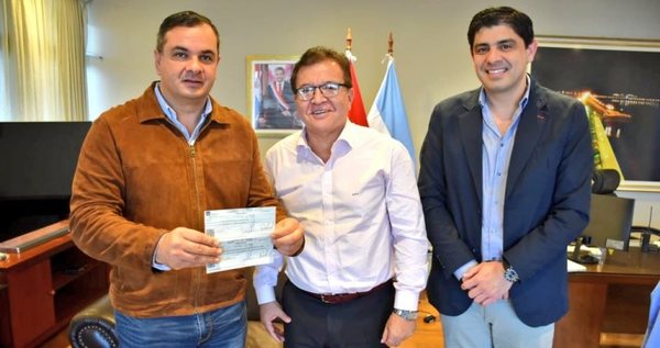 Entregan recursos para fortalecer la salud y la producción agrícola en Misiones