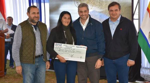 Misiones recibió aporte de más de G. 14.000 millones para invertir en diferentes áreas