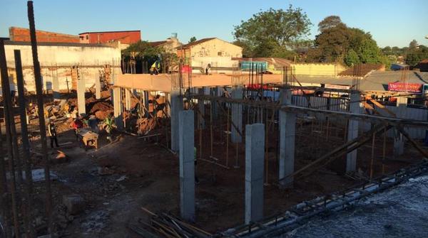 Mercado Municipal de Santaní registra un importante avance