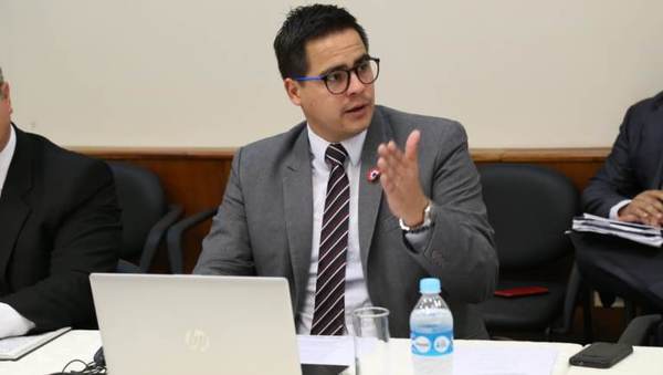 BECAL prevé lanzar seis nuevas convocatorias de becas en setiembre