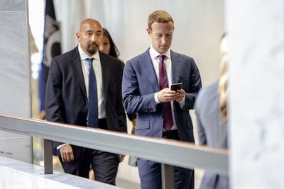 Gigantes tecnológicos se unen contra extremismo - Tecnología - ABC Color