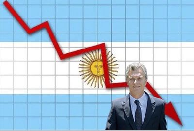 Argentina limita el acceso a las divisas a fin de esquivar la crisis