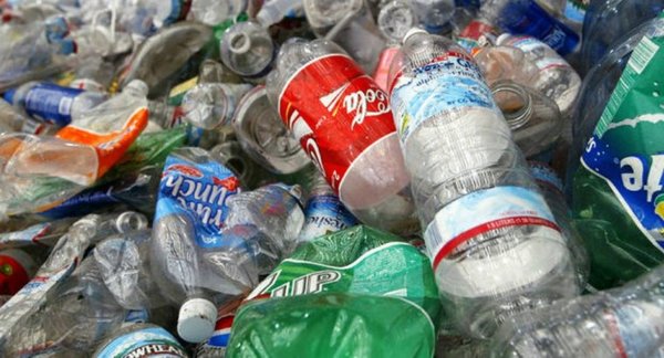30 multinacionales juntarán 1.000 millones de euros para solucionar residuos plásticos