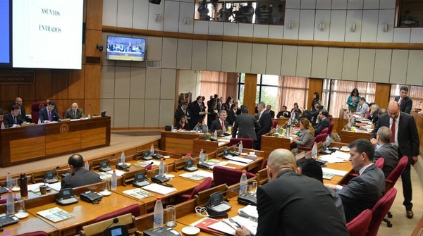 Senado trataría pedido de desafuero de Zacarías Irún en sesión extra