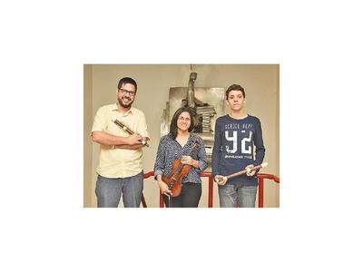 Sinfónica actúa con solistas de flauta de pico y  violín