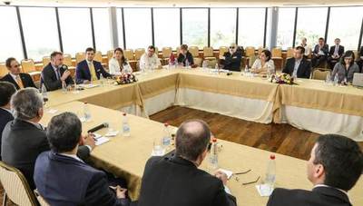 Exministros de Hacienda solicitan prudencia y serenidad con respecto al presupuesto 2020