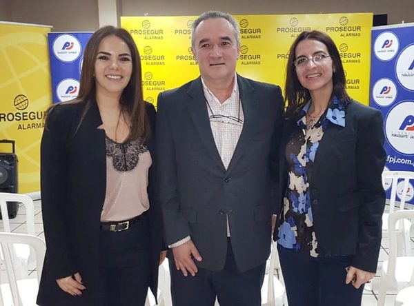 Presentación de nueva tarjeta