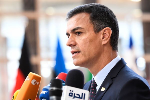 El Parlamento español se disuelve para convocar nuevas elecciones