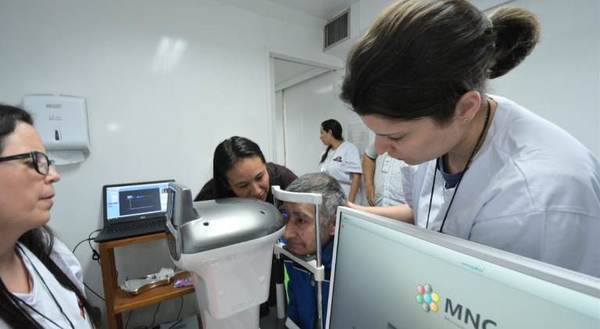 Pacientes reciben recomendaciones previa a cirugía en Ñeembucú