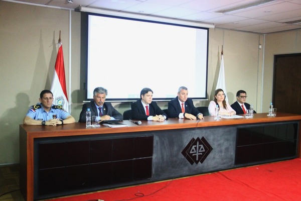 Investigación contra estructura del narcotráfico culmina con detención de agentes policiales | .::Agencia IP::.