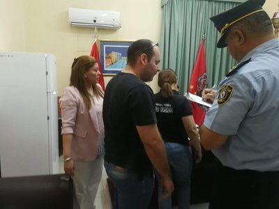 Detienen a policías por estar vinculados al narcotráfico