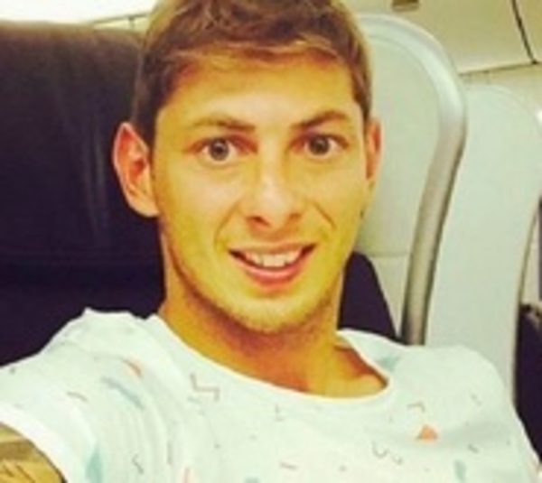 Cárcel para quienes filtraron fotos de cadáver de Emiliano Sala - Paraguay.com