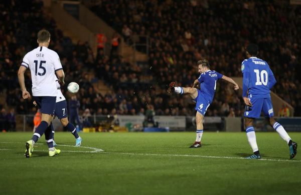 El Colchester, un cuarta división, echa al Tottenham - Fútbol - ABC Color