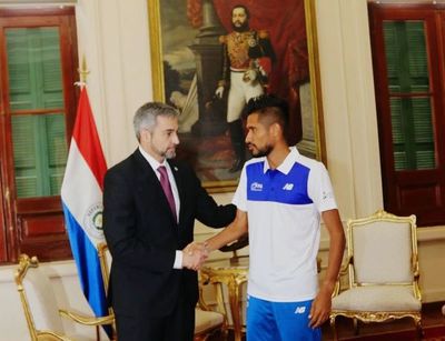 Abdo se comprometió a ayudar a atleta Derlys Ayala para Juegos Olímpicos de Tokyo - Notas - ABC Color