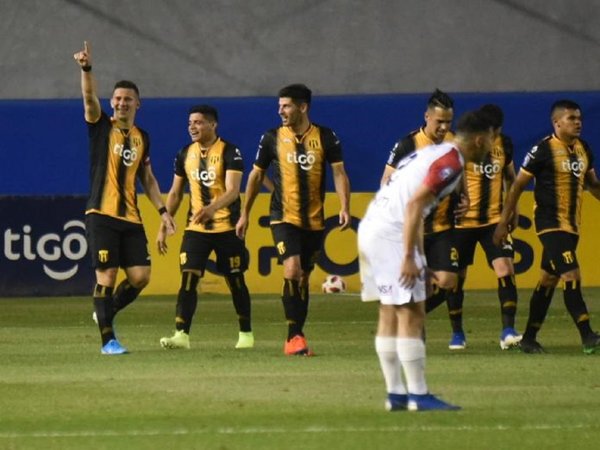 Guaraní vence en la Visera y sigue afirmando el paso