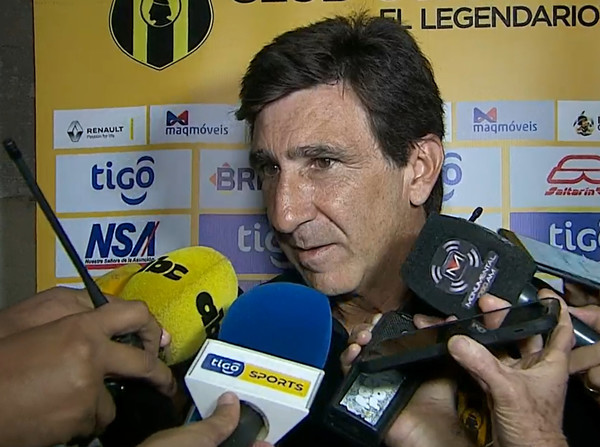 Costas resalta la entrega de sus jugadores