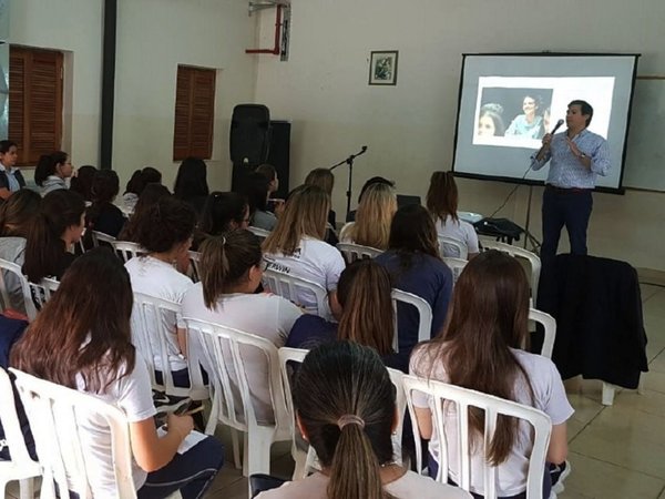 La Universidad de Navarra busca talentos paraguayos