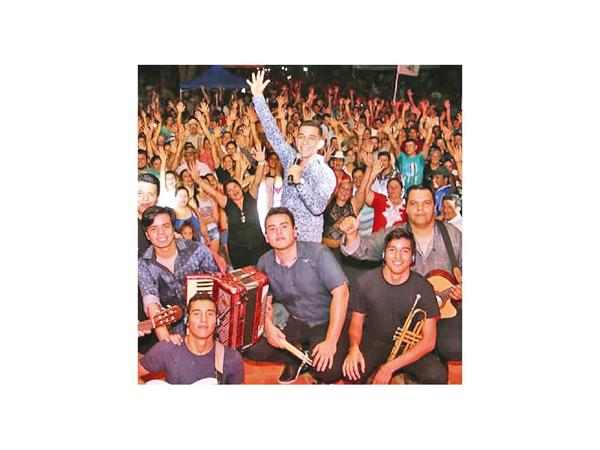 Cumbre Bohemia presenta nuevo cedé con un concierto en el Teatro Municipal