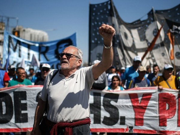 La campaña electoral argentina se calienta con múltiples protestas