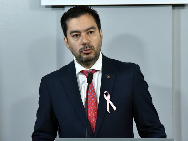 Daniel Correa deja el BNF para ser asesor de Mario Abdo