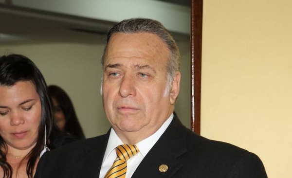 HOY / Fiscalía pide elevar a juicio caso González Daher