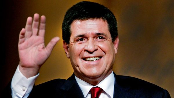 Gobierno sigue nutriendo al Grupo Cartes
