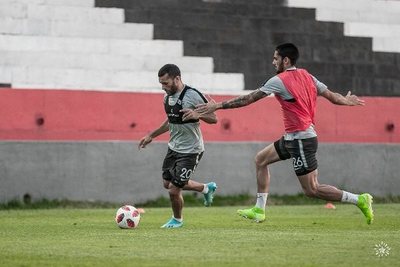 Libertad enfrenta a Capiata para no perder terreno | .::Agencia IP::.