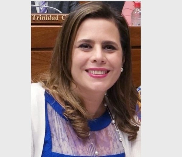 Kattya González: “Es un secreto a voces que las cúpulas policiales hieden a corrupción” - ADN Paraguayo