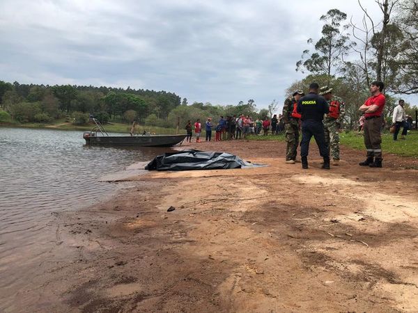 Hallan cuerpo de adolescente desaparecido el domingo pasado en el lago Acaray - Nacionales - ABC Color