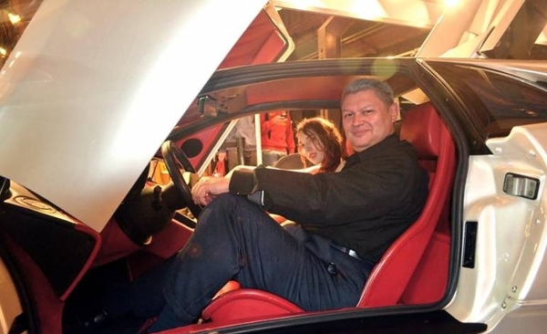 HOY / Jorge Fernández, alias Joan Fierci "GEO" de Lamborghini: mejicano, paraguayo y embustero