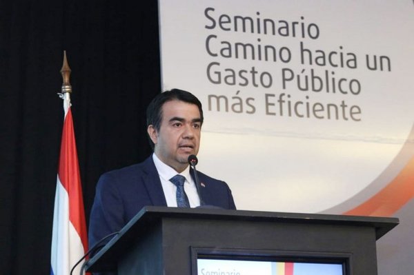 Ministerio de Hacienda y docentes de la UNA finalmente llegan a acuerdo » Ñanduti