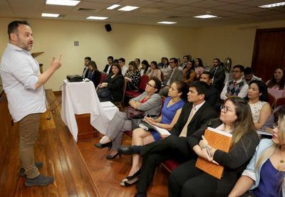Prosiguen las capacitaciones para competencia interuniversitaria